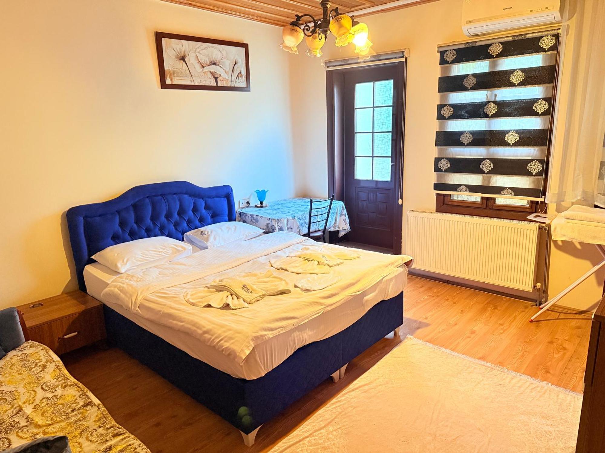 Oez Butik Otel Antik Kent Myrleia Mudanya Luaran gambar